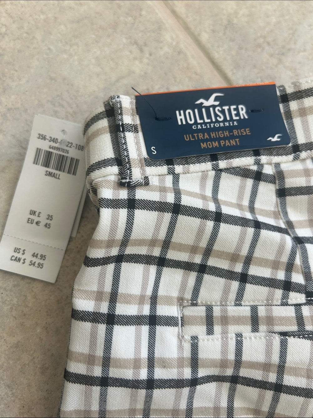 Hollister Men Plaid High-Rise Chinos in Beige and Black